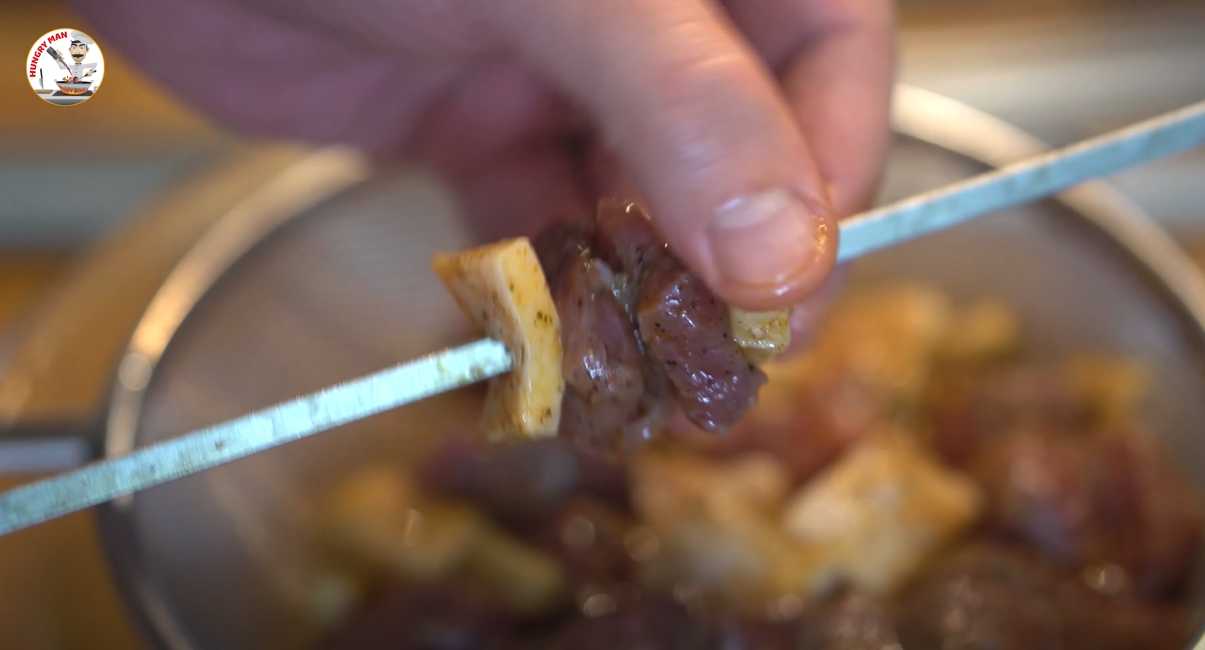 Brochette d'agneau grillée - Étape 9