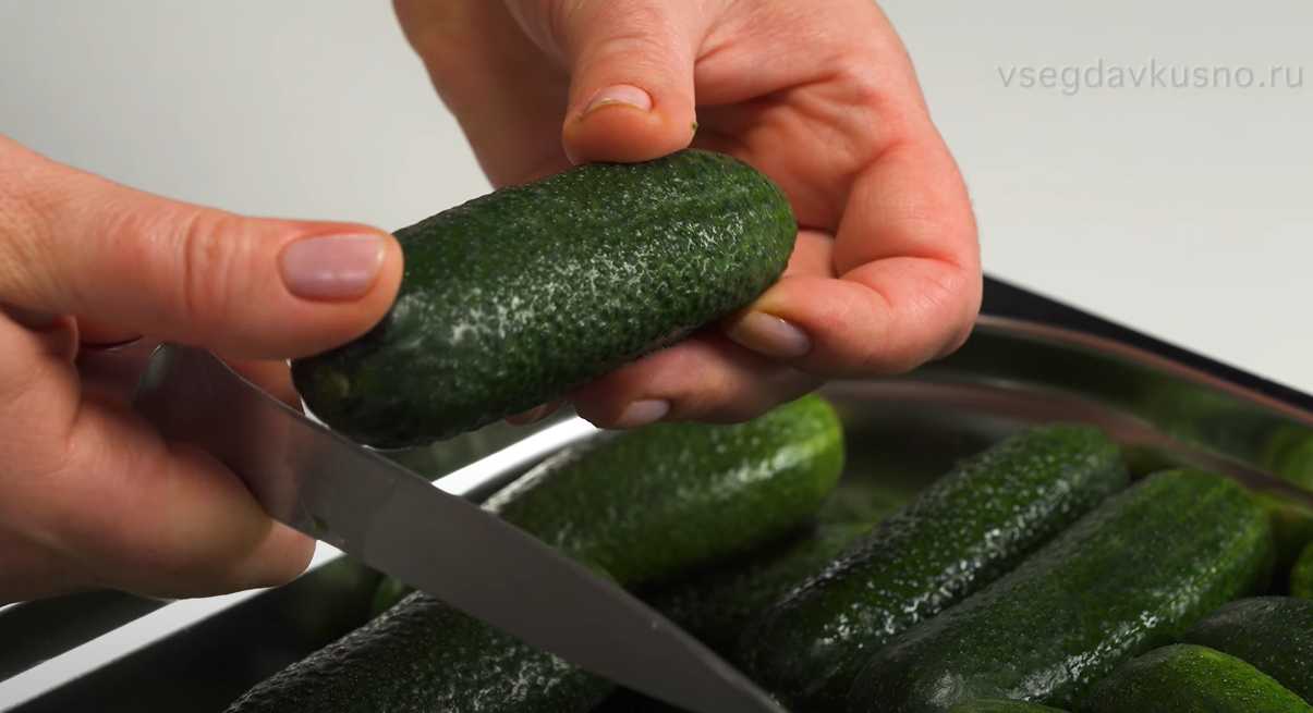 Concombres marinés aigre-doux - Étape 1