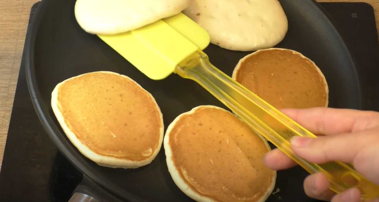 Crêpes moelleuses au kéfir - Étape 5