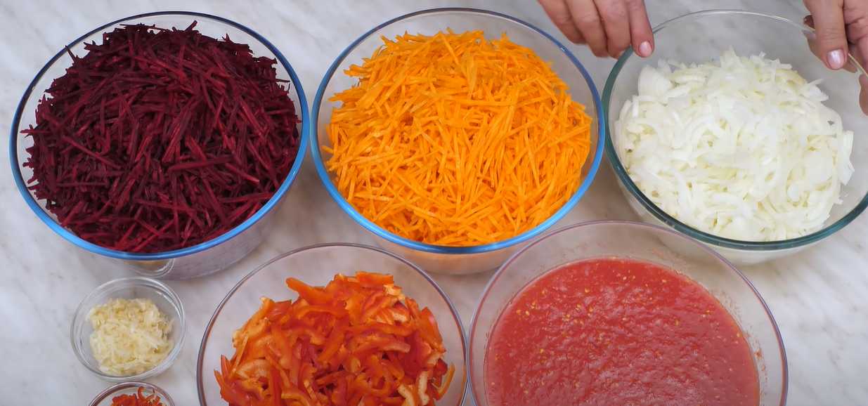 Sauce bortsch pour l'hiver - Étape 1