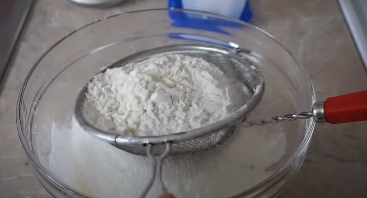 Recette de crêpes fines au lait - Étape 5