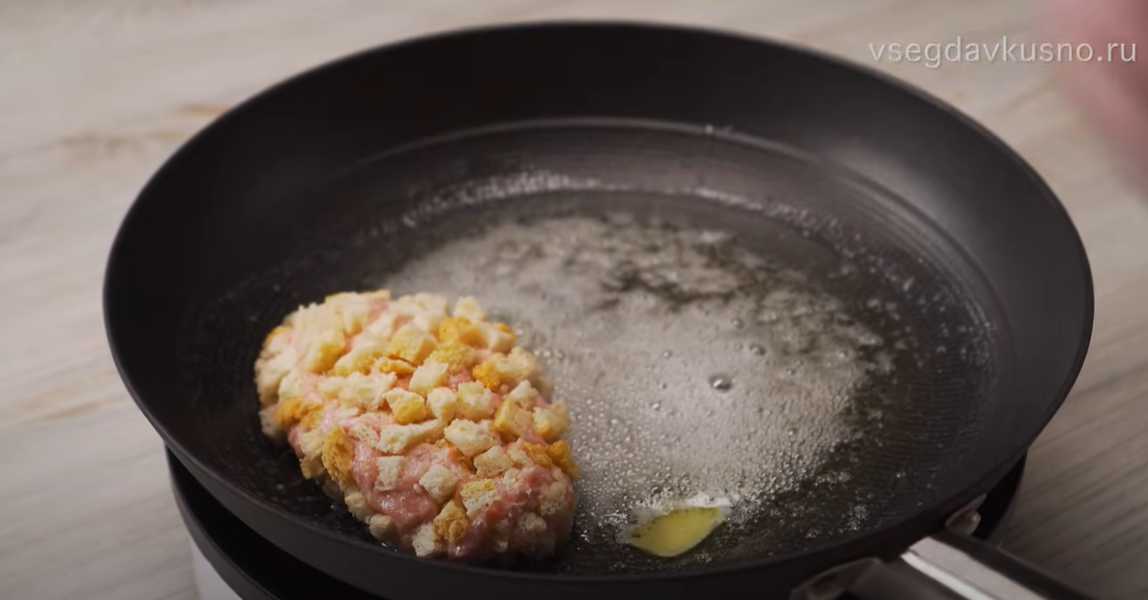 Côtelettes Pozharsky classiques - Étape 7