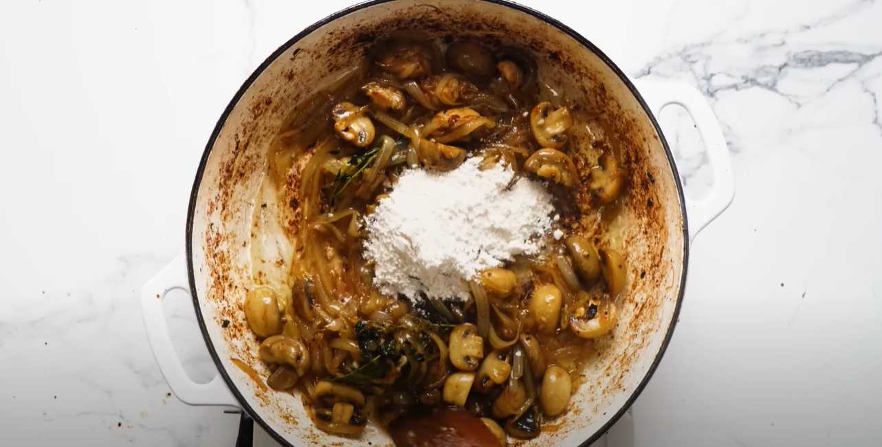 Fricassée de poulet et de champignons - Étape 7