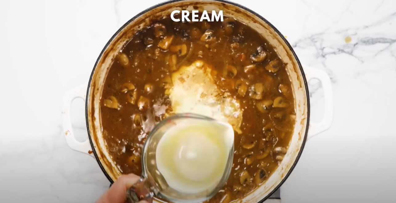 Fricassée de poulet et de champignons - Étape 12