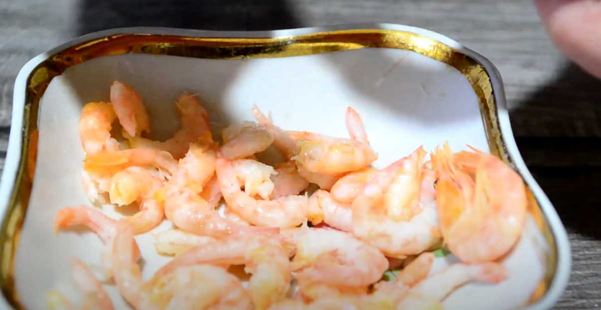 Salade Chuka aux crevettes - Étape 1