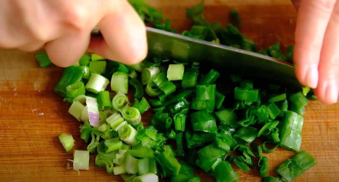 Okroshka classique avec kvas - Étape 5