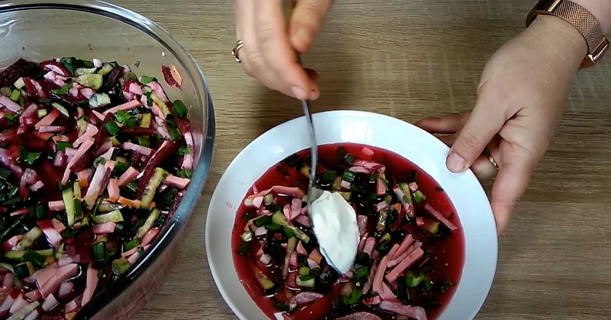 Bortsch froid aux betteraves marinées en bocal - Étape 5