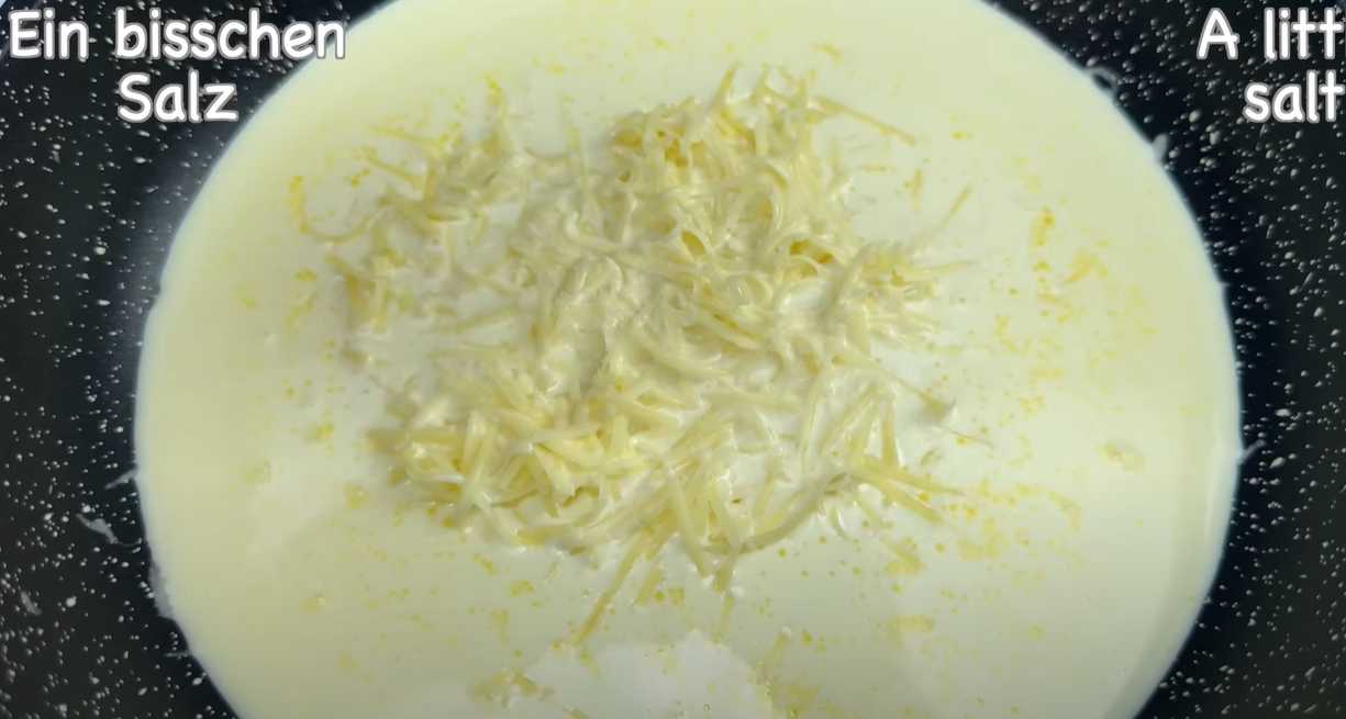 Kål- och grönsakspannkakor med ostsås - Steg 15