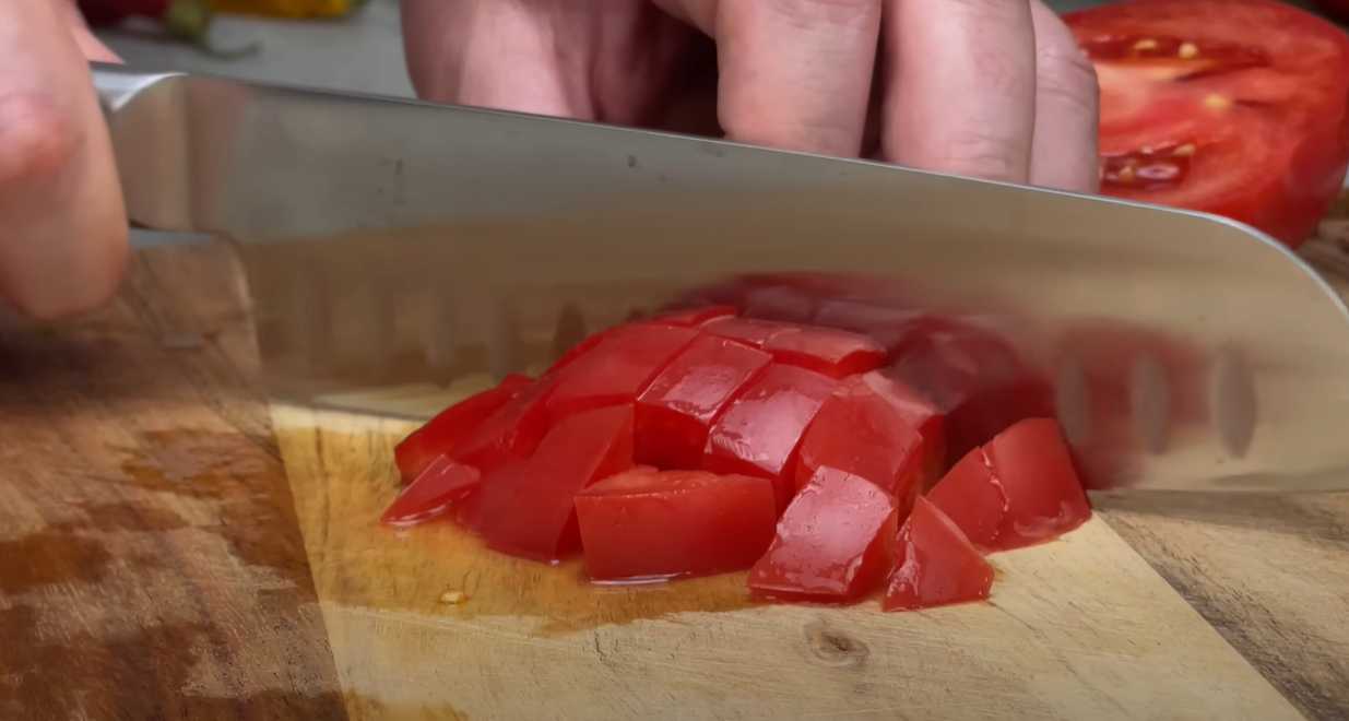 Kål- och grönsakspannkakor med ostsås - Steg 2