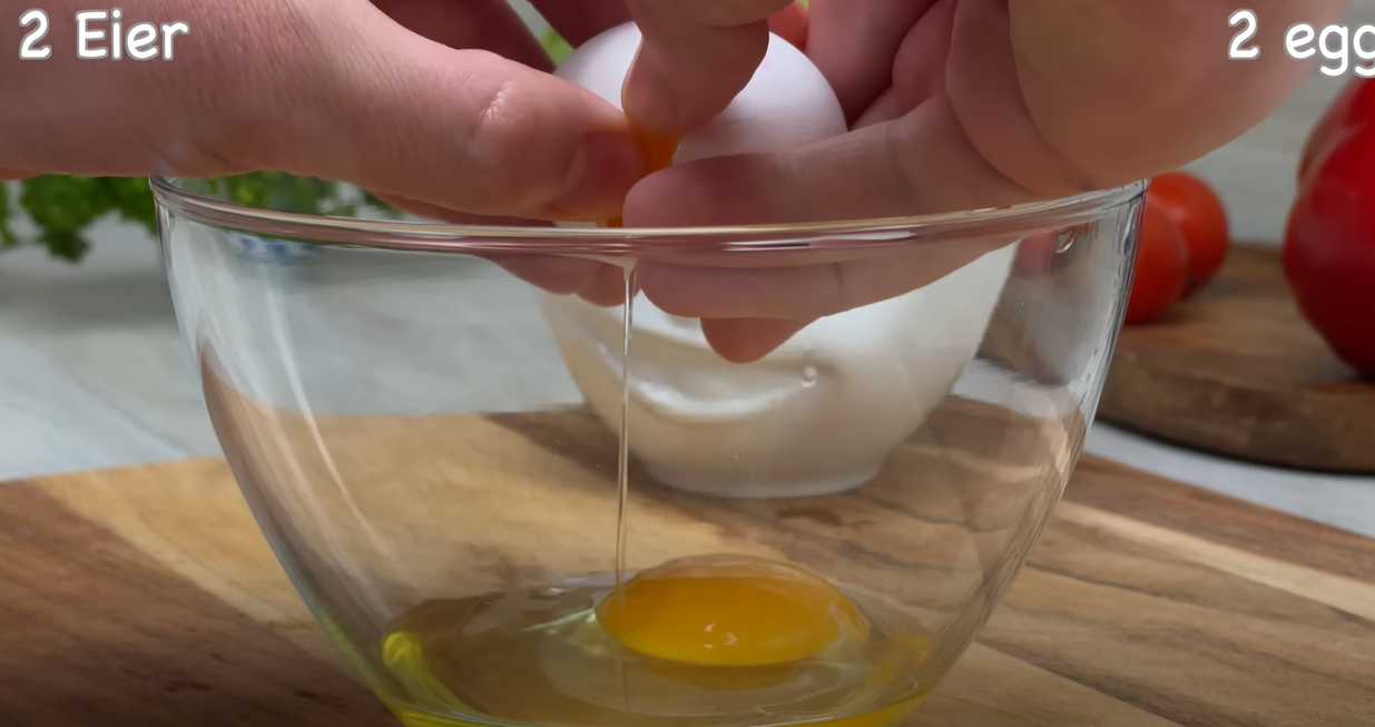 Kål- och grönsakspannkakor med ostsås - Steg 5