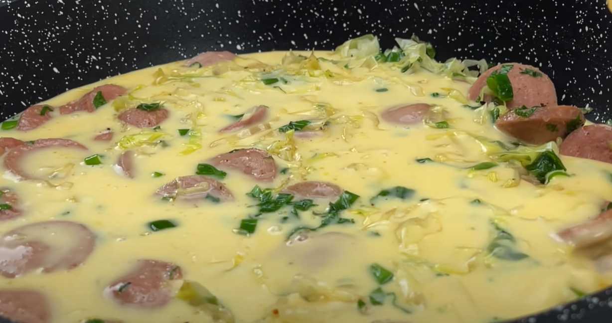 Omelette au chou et aux saucisses - Étape 7