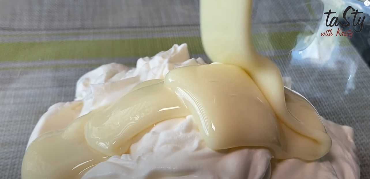 Crème glacée à la noix de coco Bounty Étape 2