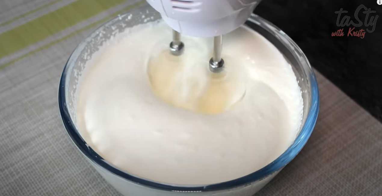 Crème glacée à la noix de coco Bounty Étape 1