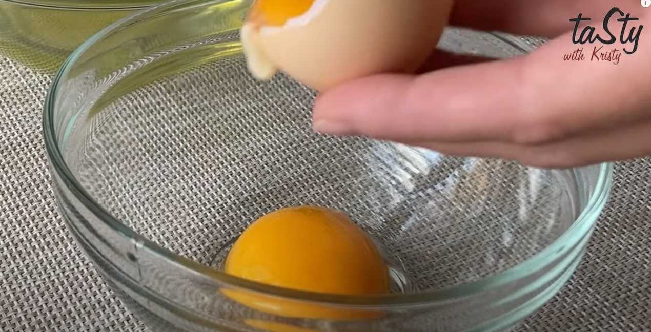 Crème brûlée maison avec glace - Étape 1