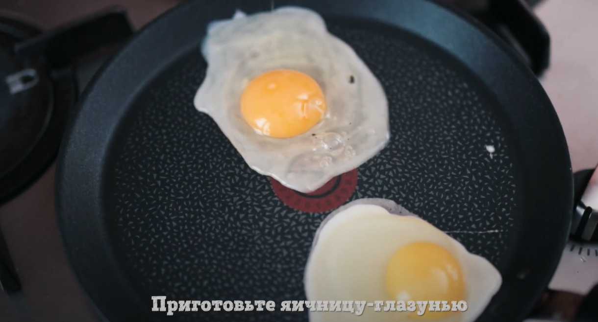 Croque Madame Sandwich à la croûte de fromage - Étape 14