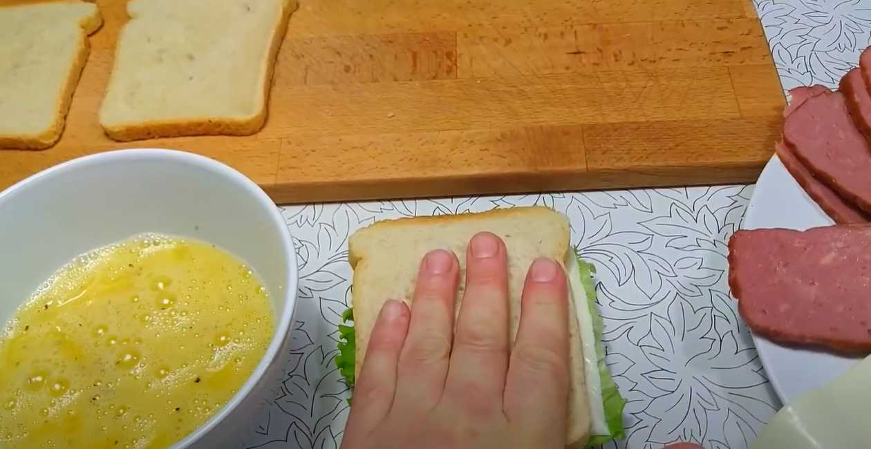Cuisson de sandwichs dans un multicuiseur - Étape 8