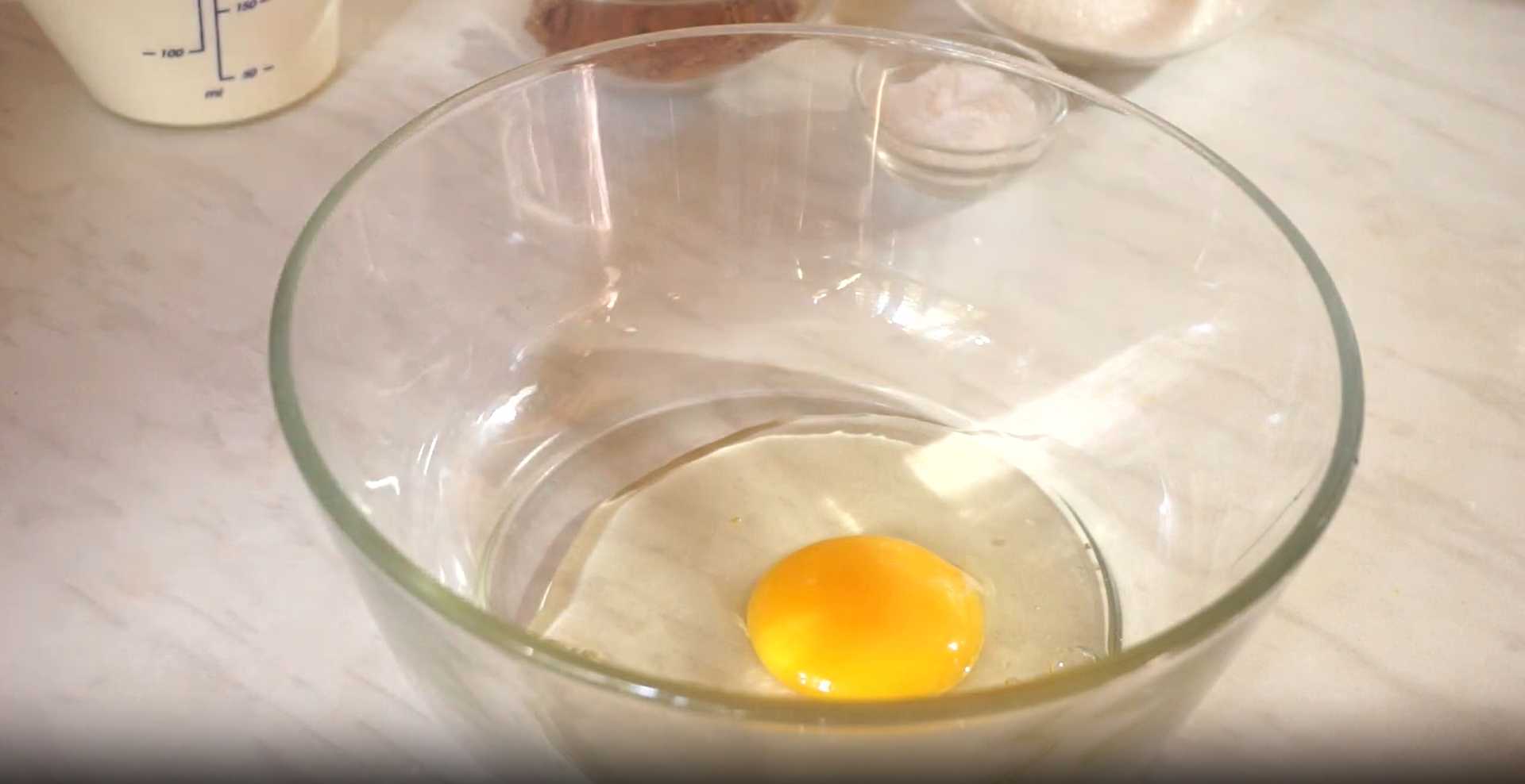 Gâteau au chocolat à la poêle - Étape 1