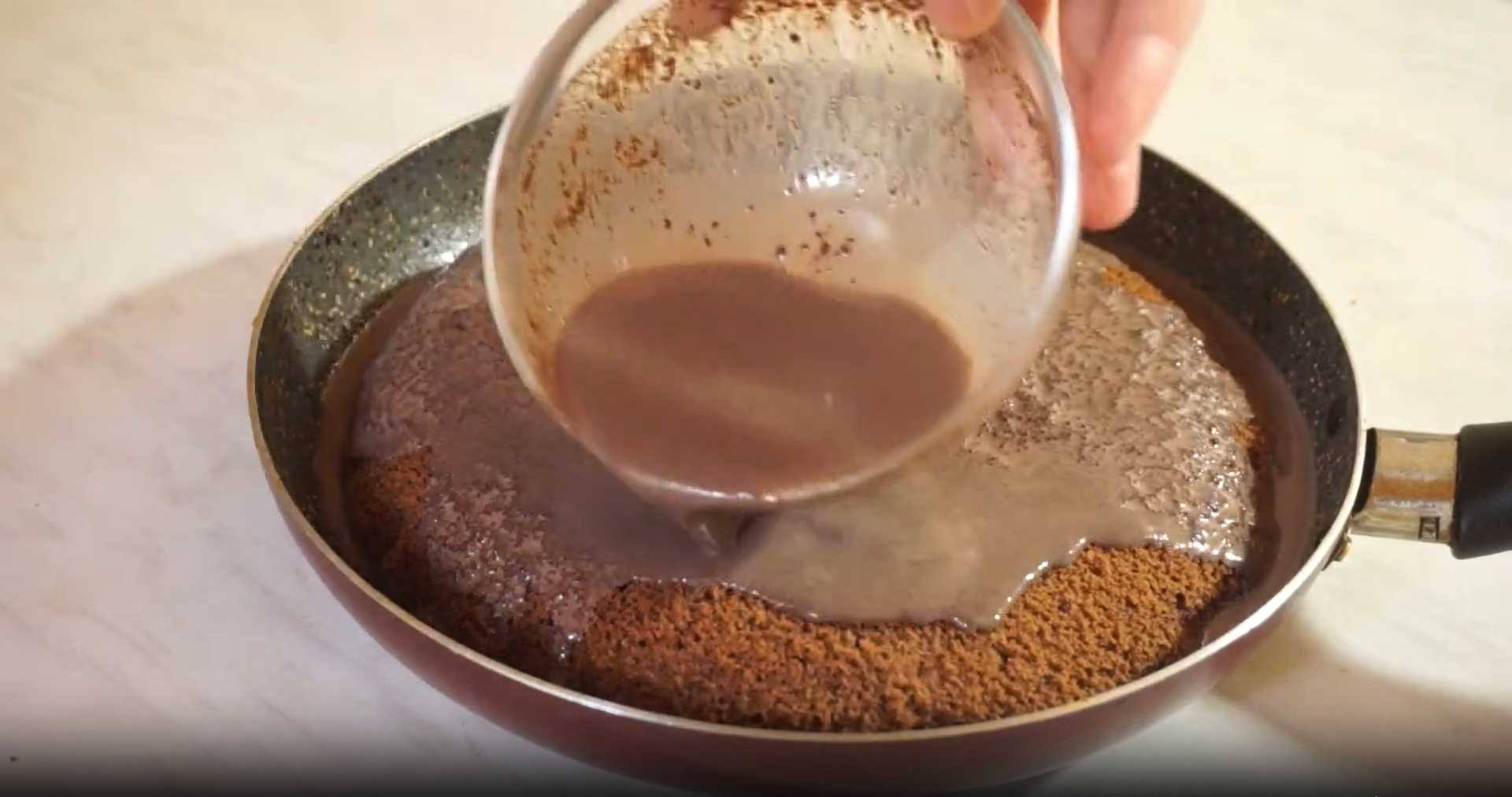 Gâteau au chocolat à la poêle - Étape 12