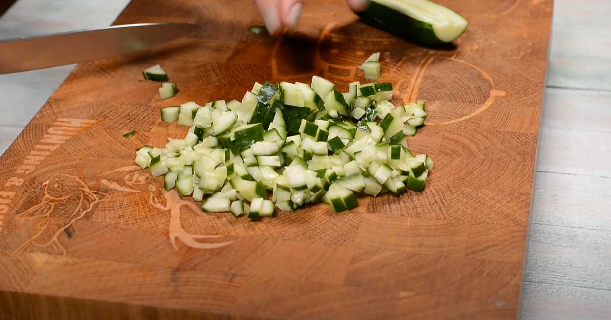 Salade de crabe à la coréenne avec fromage et carottes - Étape 3