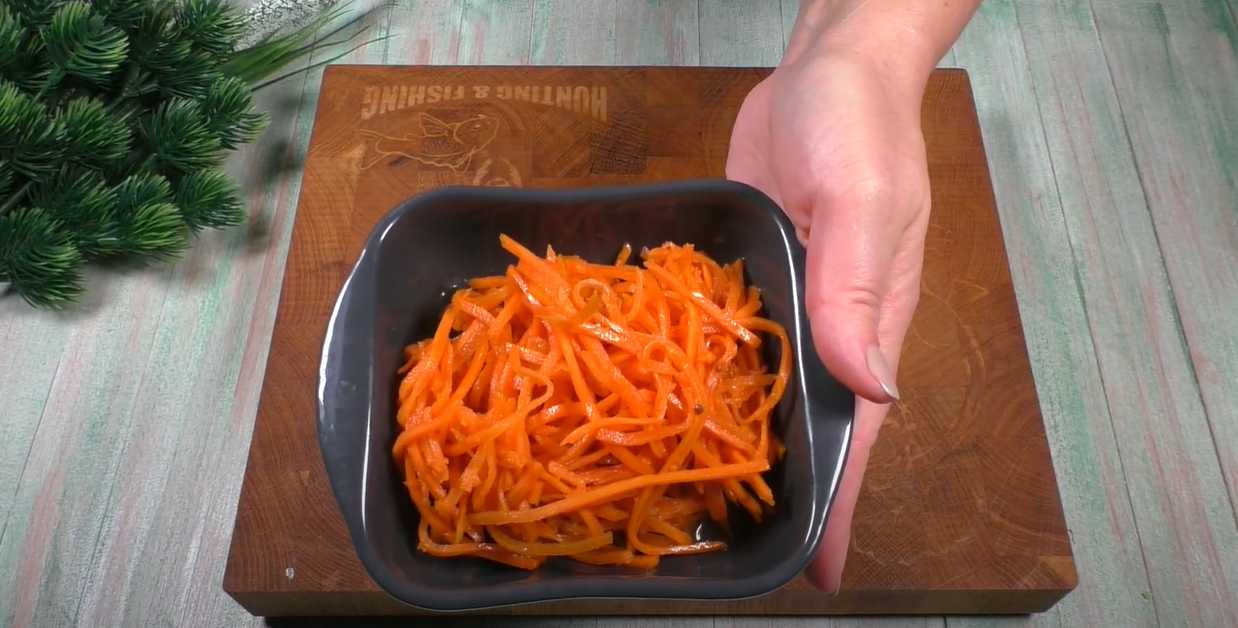 Salade de crabe à la coréenne avec fromage et carottes - Étape 6