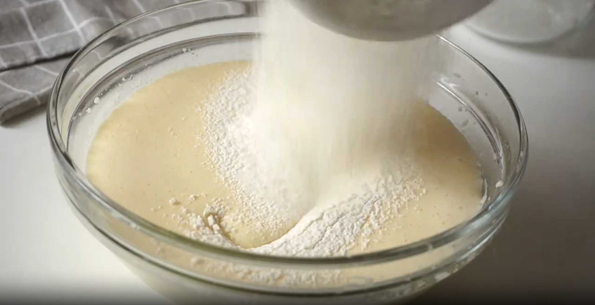 Tarte aux pommes moelleuse et juteuse - Étape 7