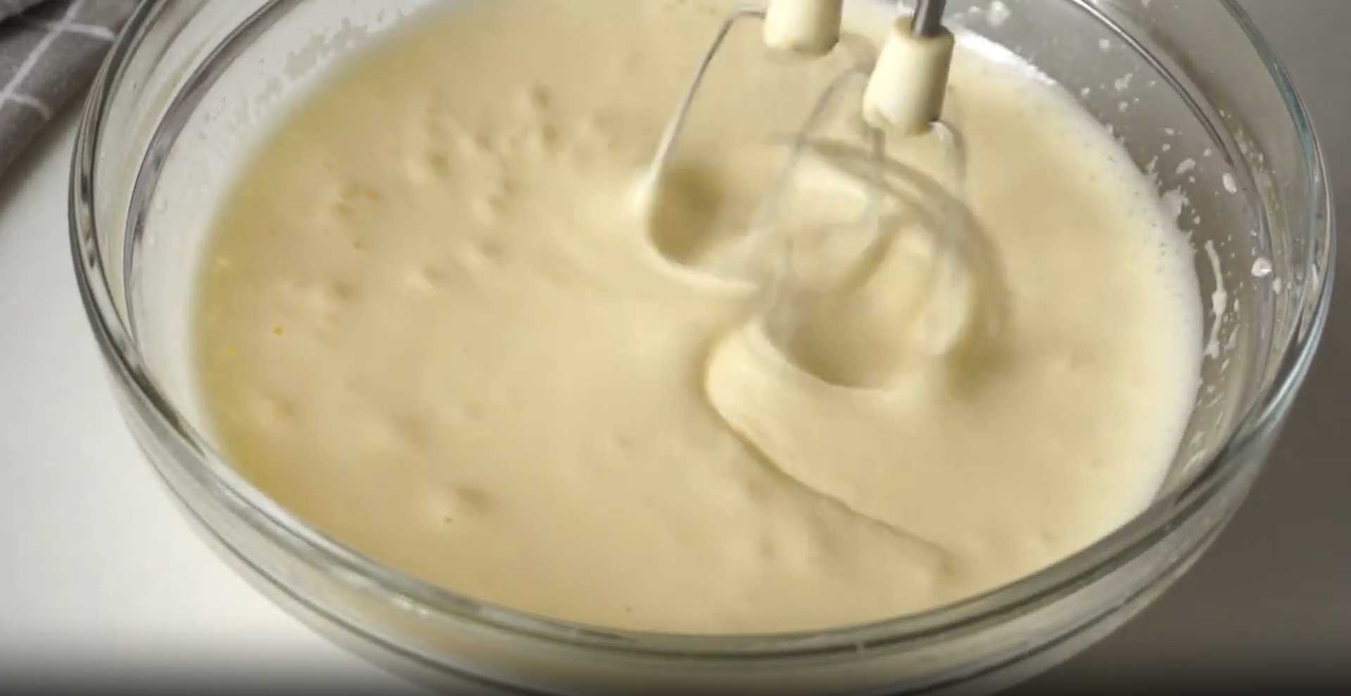 Tarte aux pommes moelleuse et juteuse - Étape 6