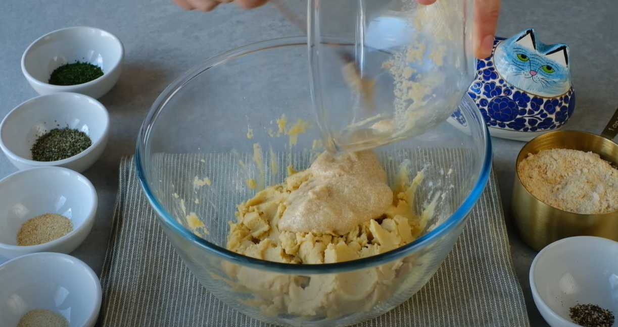 Falafels maison à la sauce aquafaba - Étape 3