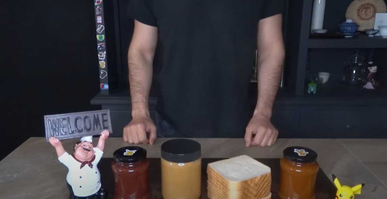 Sandwich classique au beurre de cacahuète et à la confiture - Étape 1