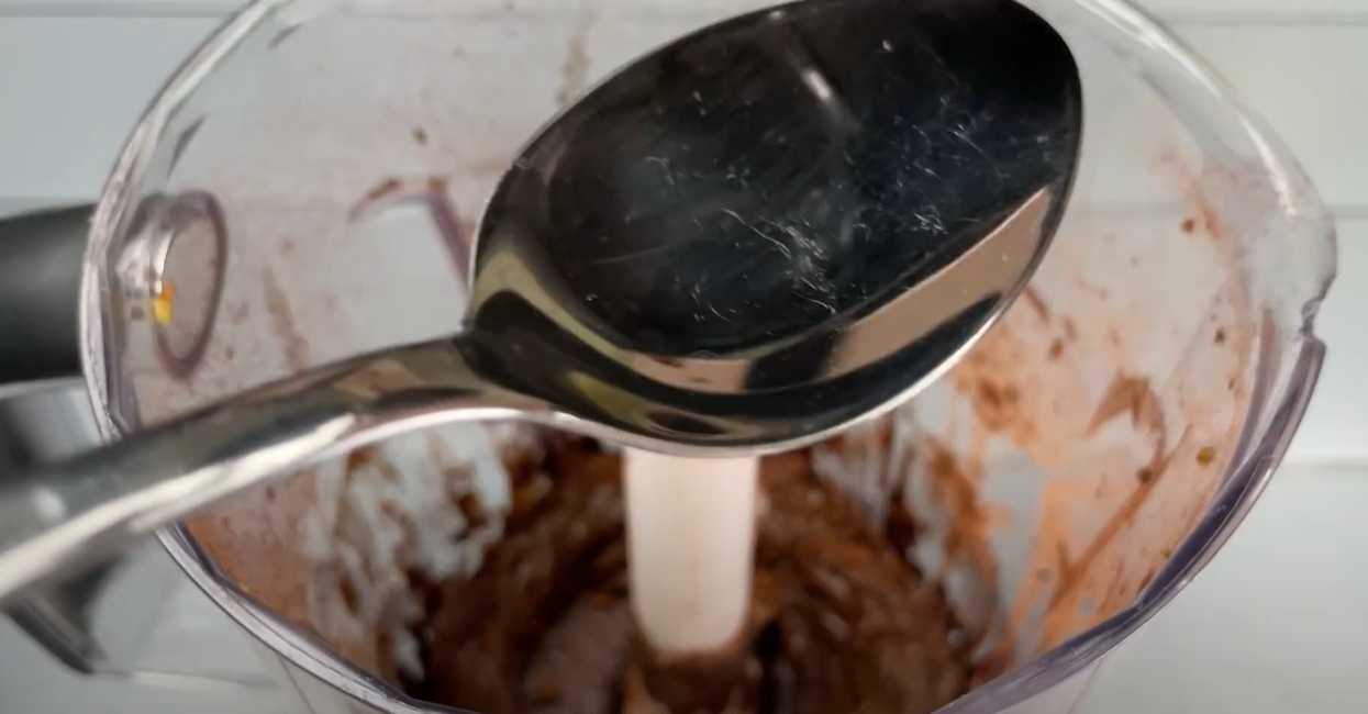 Dessert aux fruits et au chocolat sans cuisson - Étape 7