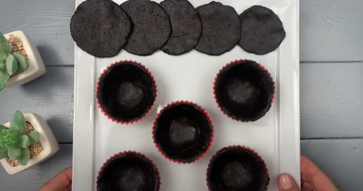 Dessert aux fruits et au chocolat sans cuisson - Étape 5