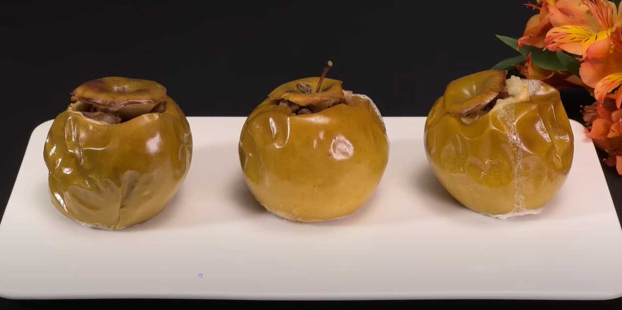 Pommes au four aux noix et aux raisins secs - Étape 6