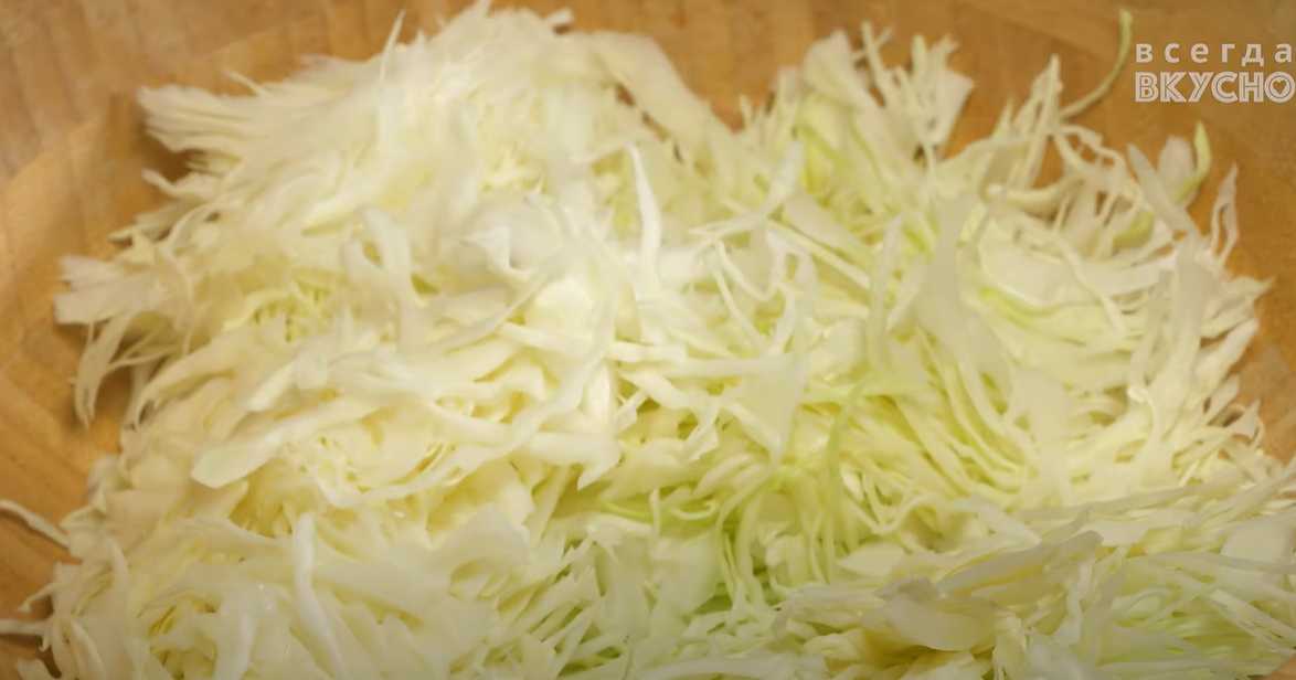 Salade suédoise à l'orange et au chou frisé - Étape 1