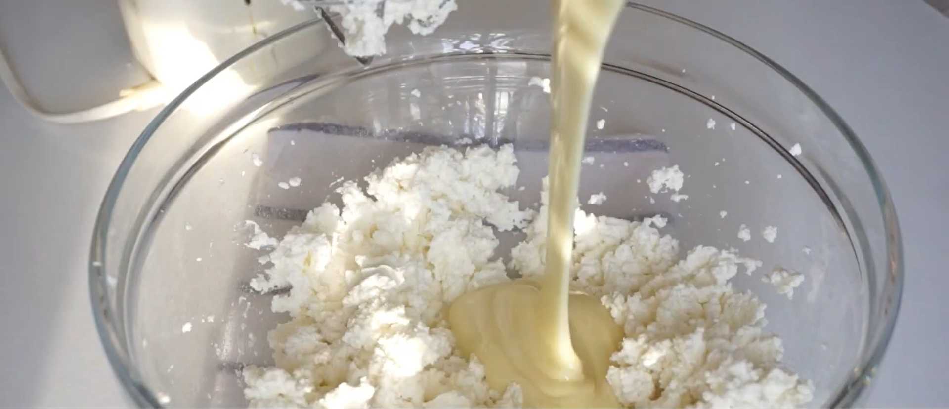 Gâteau aux fraises sans cuisson - Étape 6