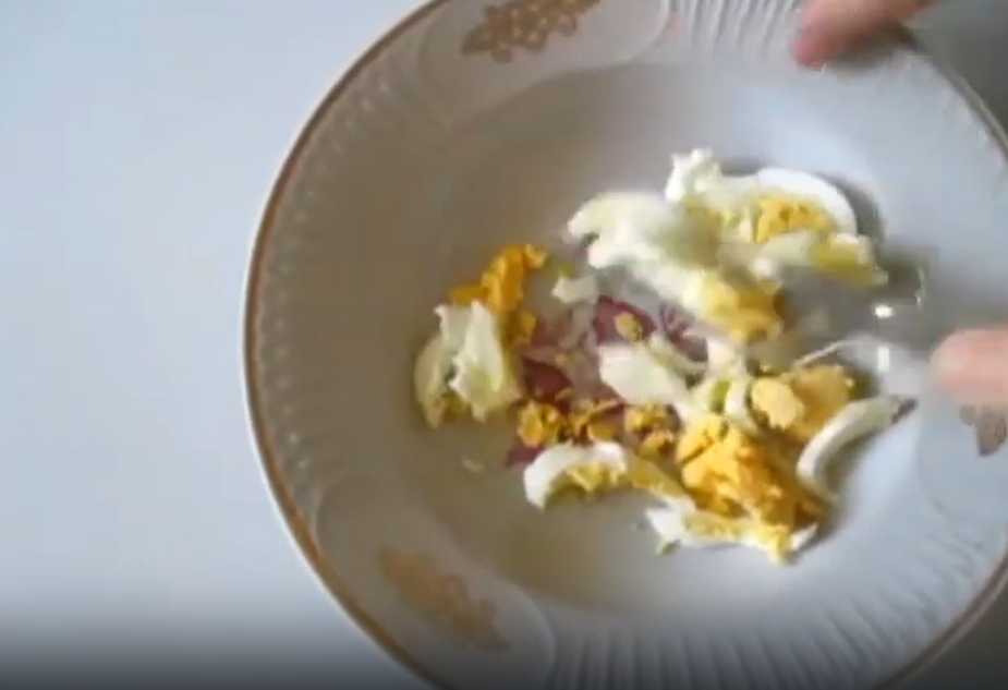 Okroshka aux radis et pommes de terre à l'eau avec mayonnaise - Étape 4