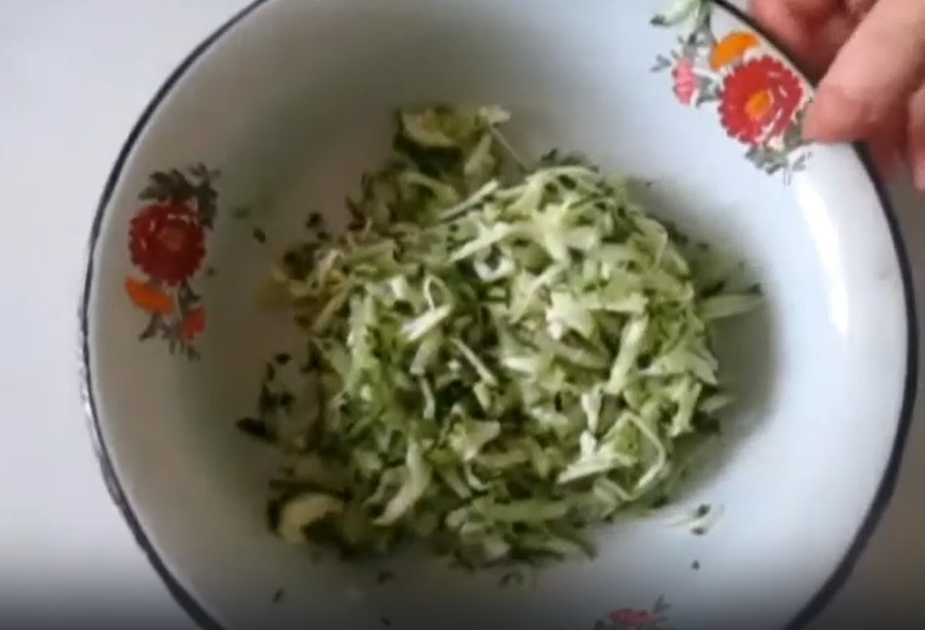 Okroshka aux radis et pommes de terre à l'eau avec mayonnaise - Étape 1