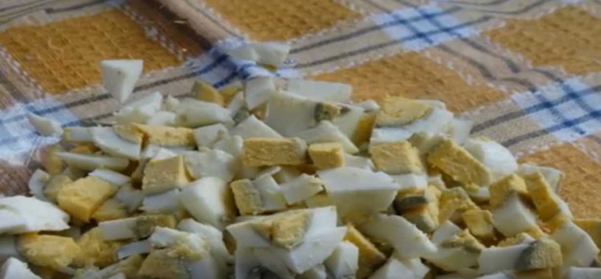 Salade d'okroshka - Étape 1