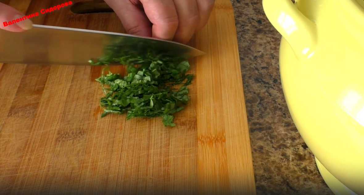 Okroshka sans pommes de terre ni kéfir - Étape 3