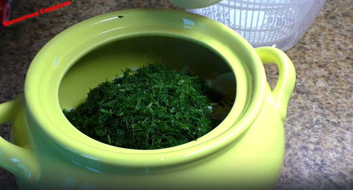 Okroshka sans pommes de terre au kéfir - Étape 8