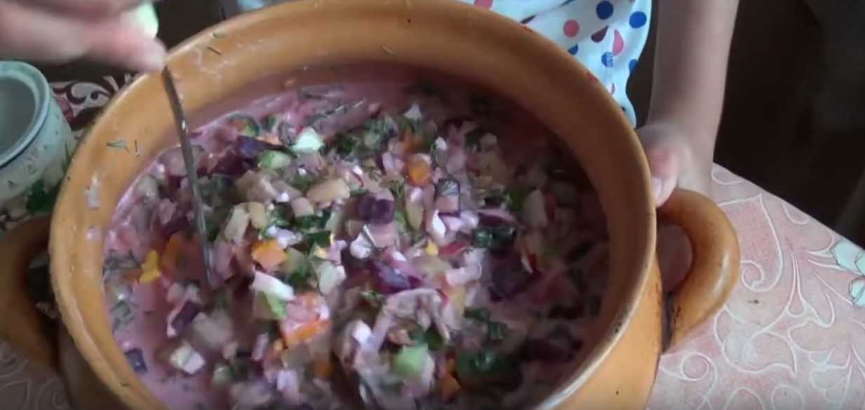 Okroshka aux betteraves et au kéfir - Étape 10