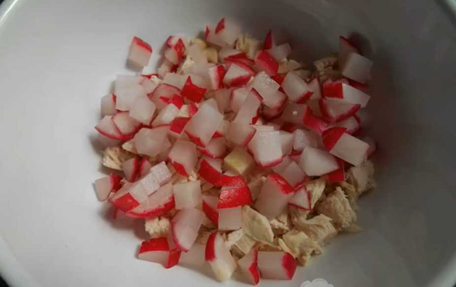 Okroshka saine au kéfir - Étape 2