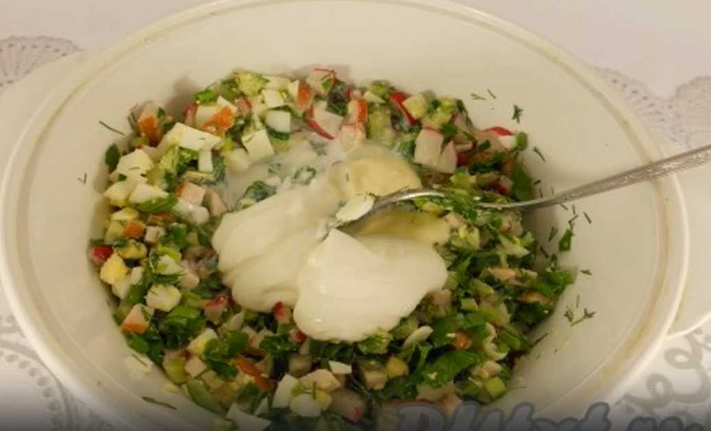 Okroshka au petit-lait, à la saucisse et aux radis - Étape 3