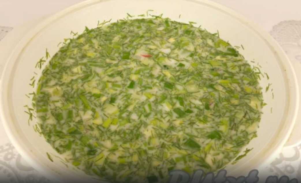 Okroshka au petit-lait, à la saucisse et aux radis - Étape 4