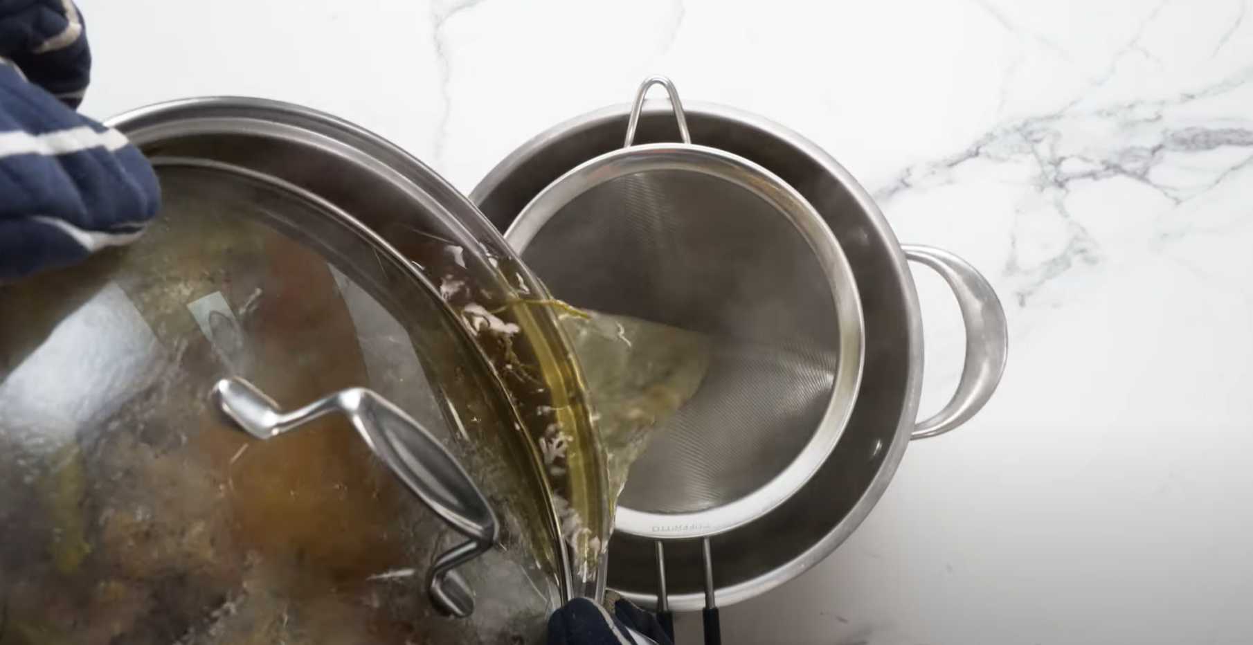 Bouillon de poulet et de légumes maison - Étape 7