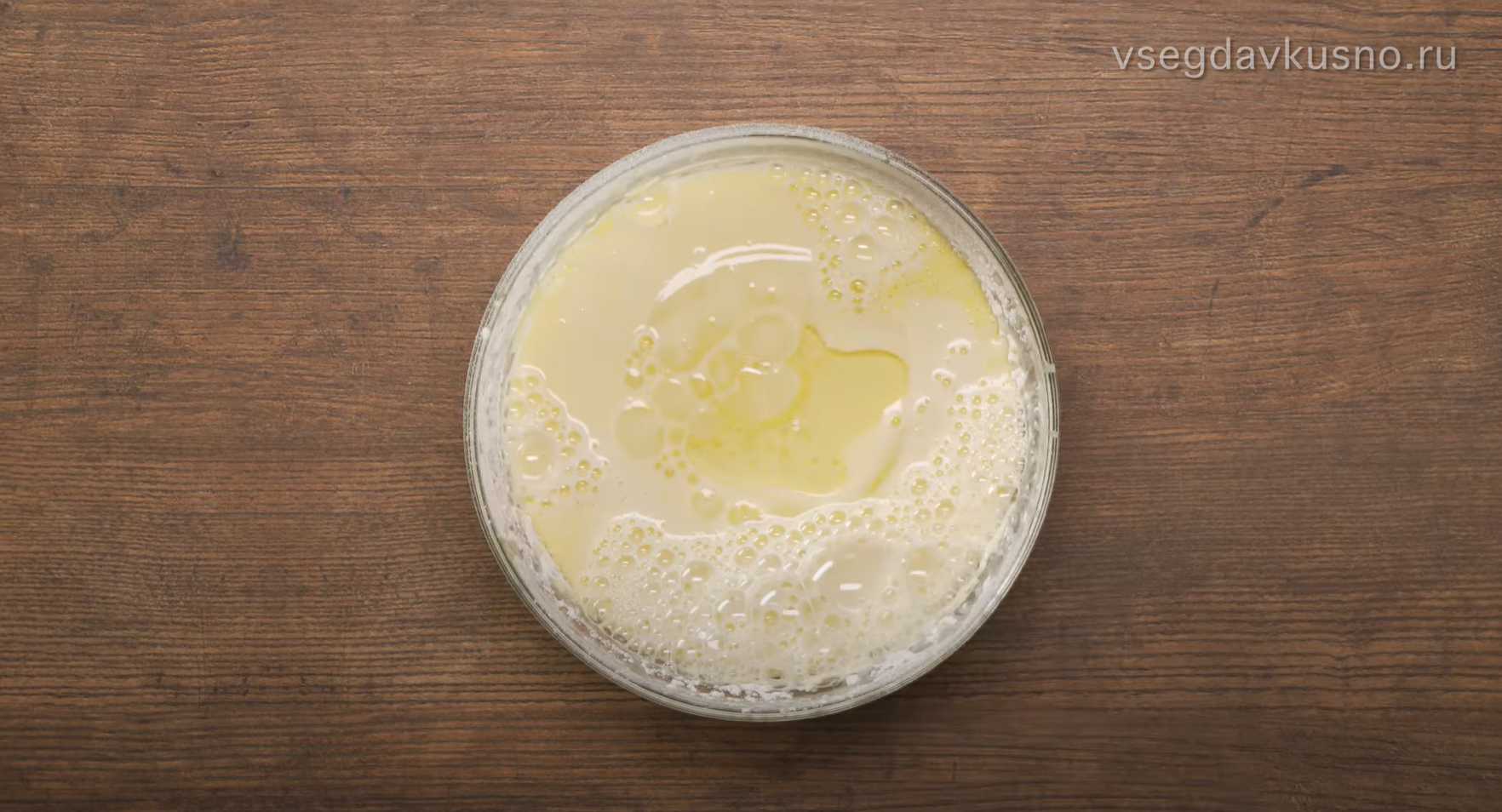 Crêpes à la crème anglaise avec du lait - Étape 4