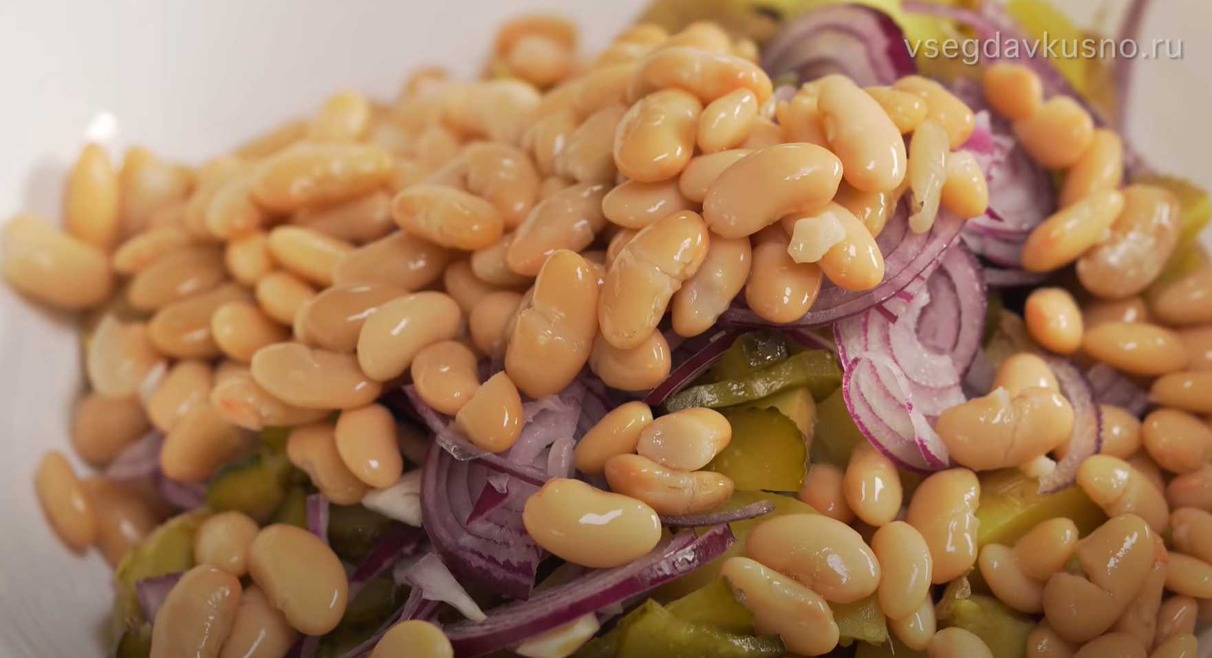 Salade de pommes de terre aux harengs et cornichons - Étape 6