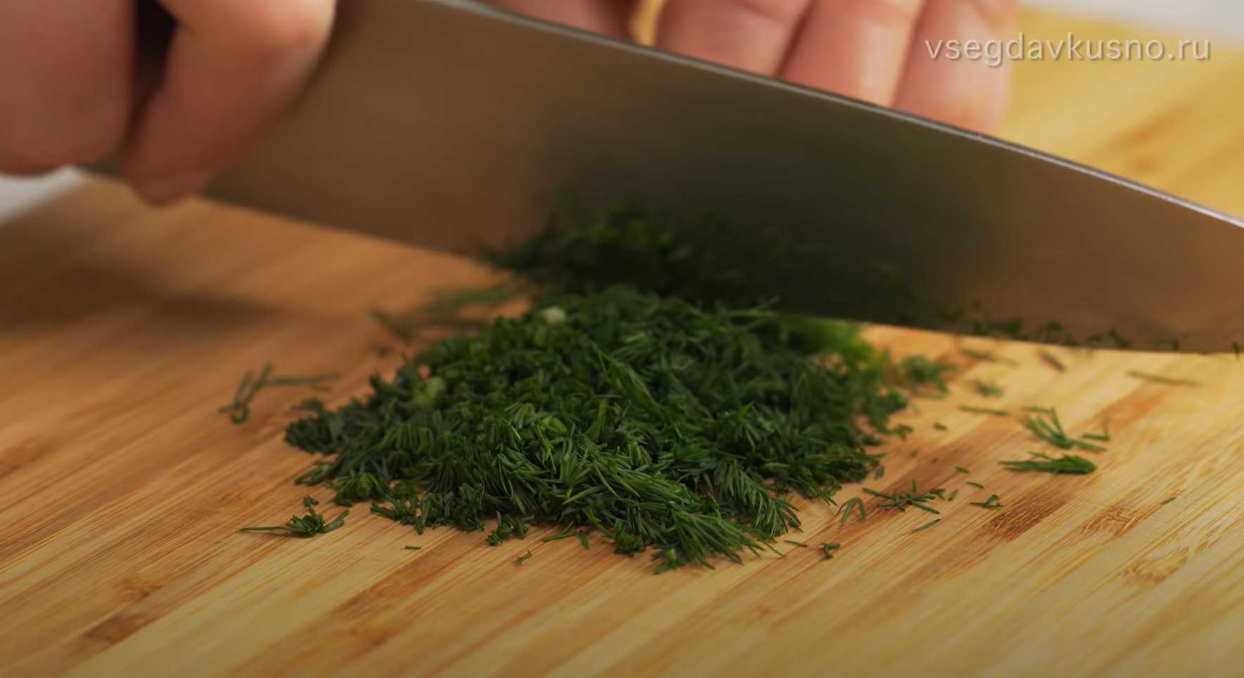 Salade de pommes de terre aux harengs et cornichons - Étape 8