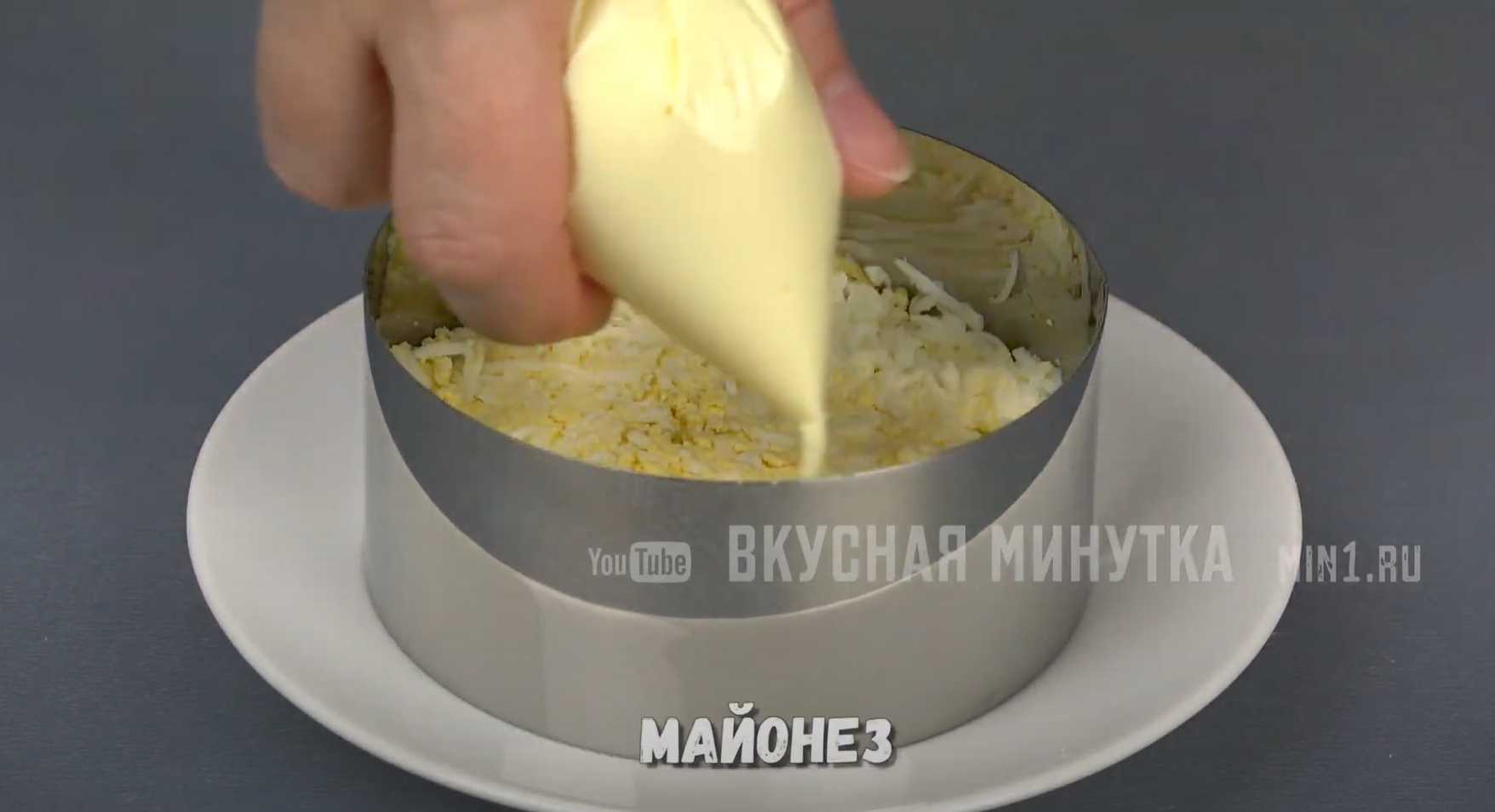 Salade en couches avec pommes de terre à tarte - Étape 6