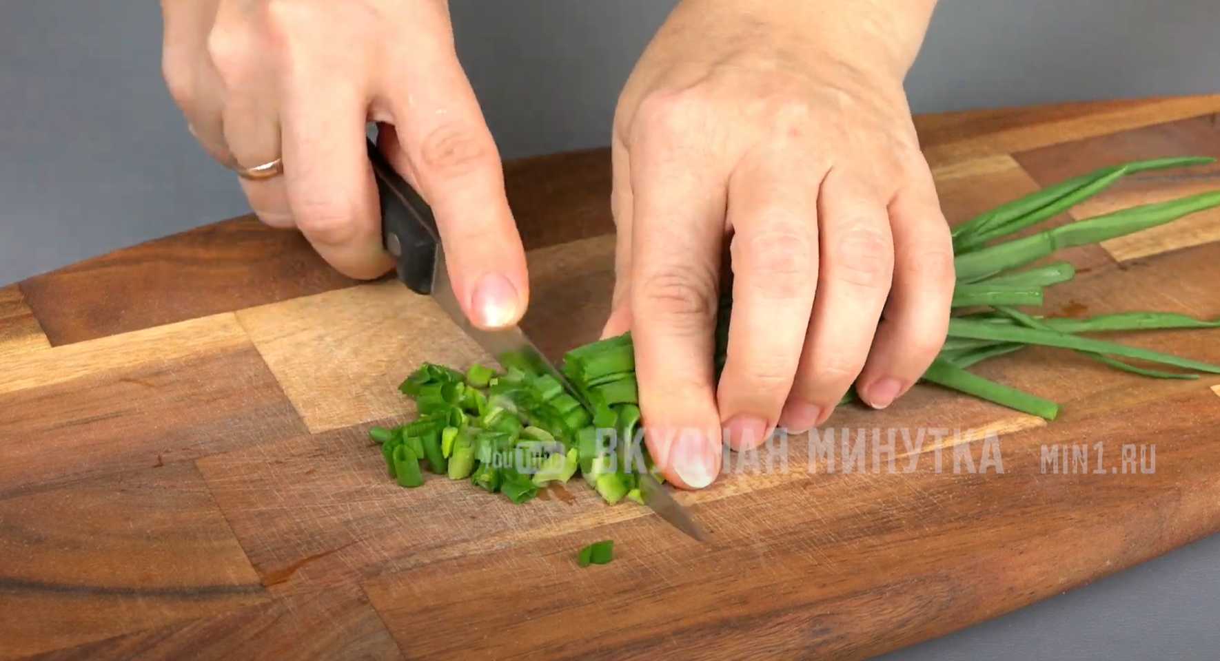 Salade en couches avec pommes de terre à tarte - Étape 3