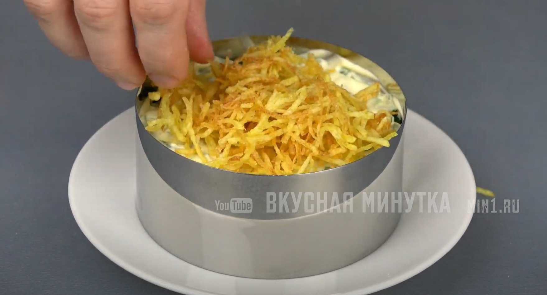 Salade en couches avec pommes de terre à tarte - Étape 10