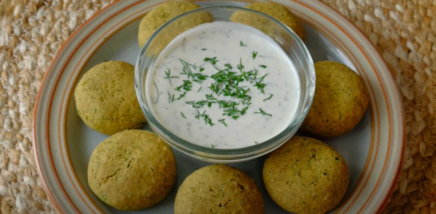 Falafels végétaliens aux pois chiches et aux pois - Étape 14